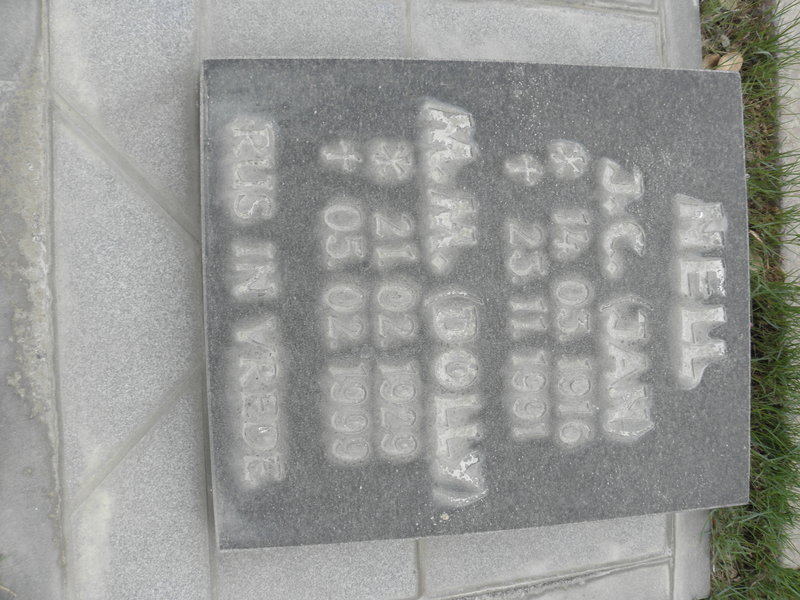 NELL J.C. 1916-1991 &amp; M.M. 1929-1999