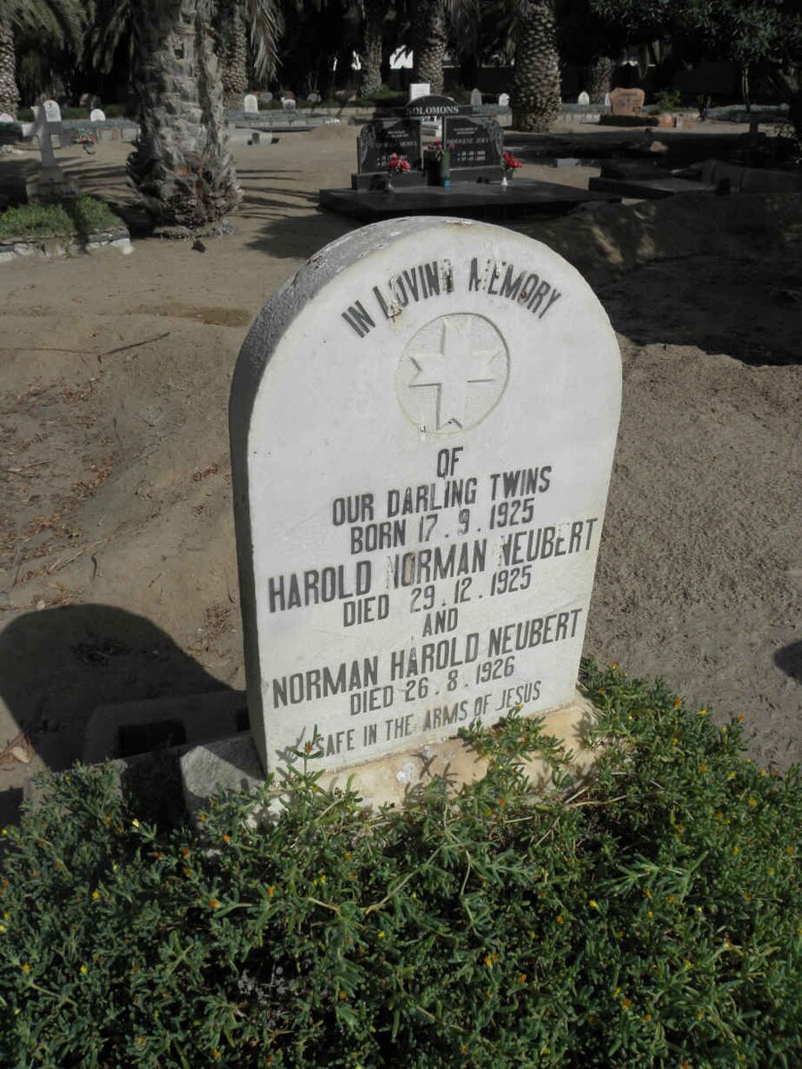 NEUBERT Harold Norman -1925 :: NEUBERT Norman Harold -1926