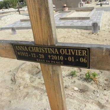 OLIVIER Anna Christina 1912-2010