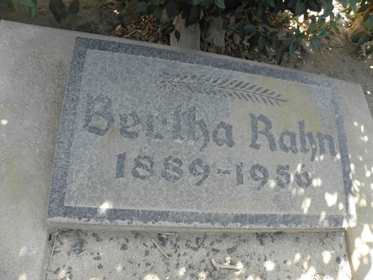 RAHN Bertha 1889-1956