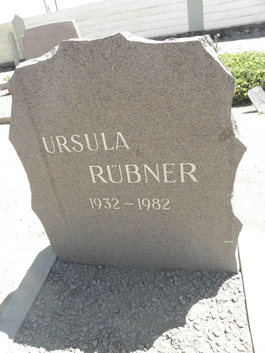 RÜBNER Ursula 1932-1982