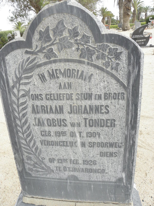 TONDER Adriaan Johannes Jakobus, van 1904-1926