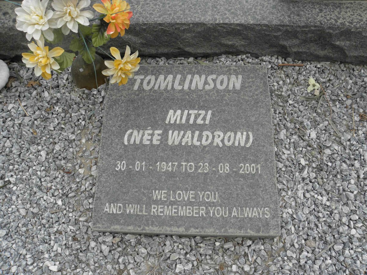 TOMLINSON Mitzi nee WALDRON 1947-2001