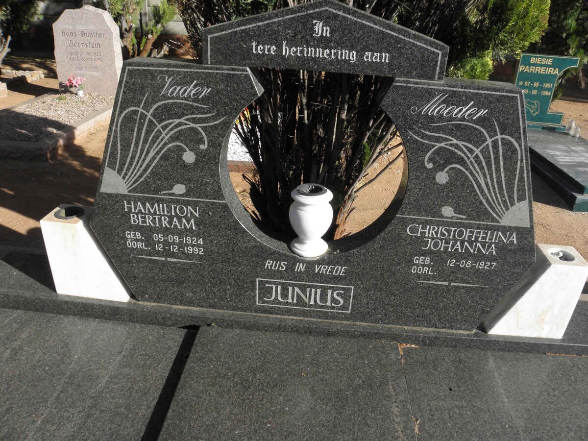 JUNIUS Hamilton Bertram 1924-1992 &amp; Christoffelina Johanna 1927-