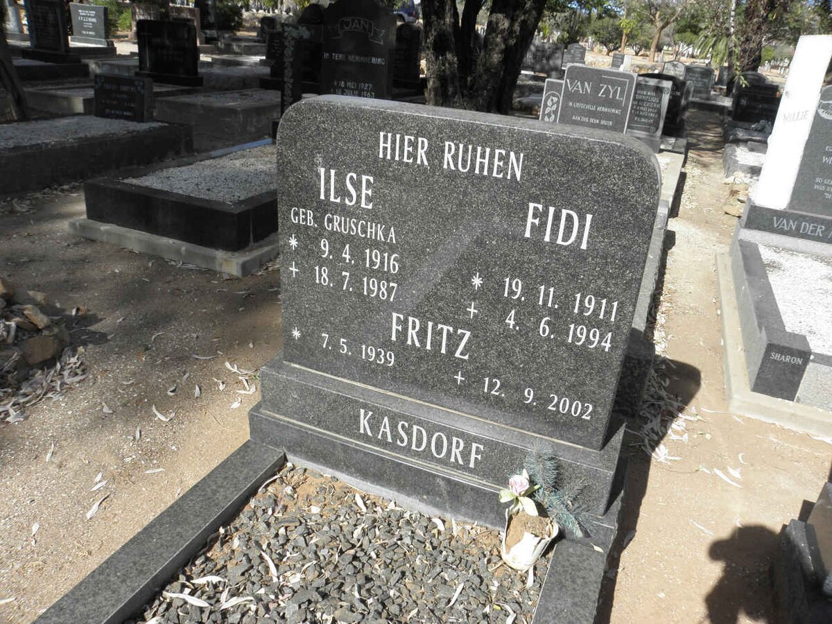 KASDORF Fidi 1911-1994 &amp; Ilse GRUSCHKA 1916-1987 :: KASDORF Fritz 1939-2002