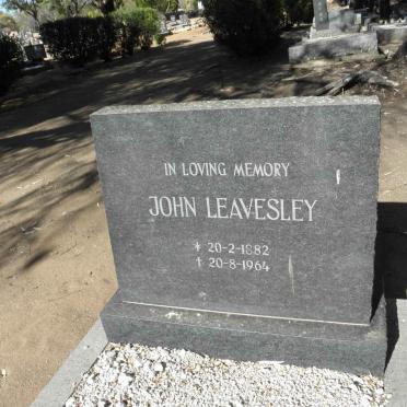 LEAVESLEY John 1882-1964