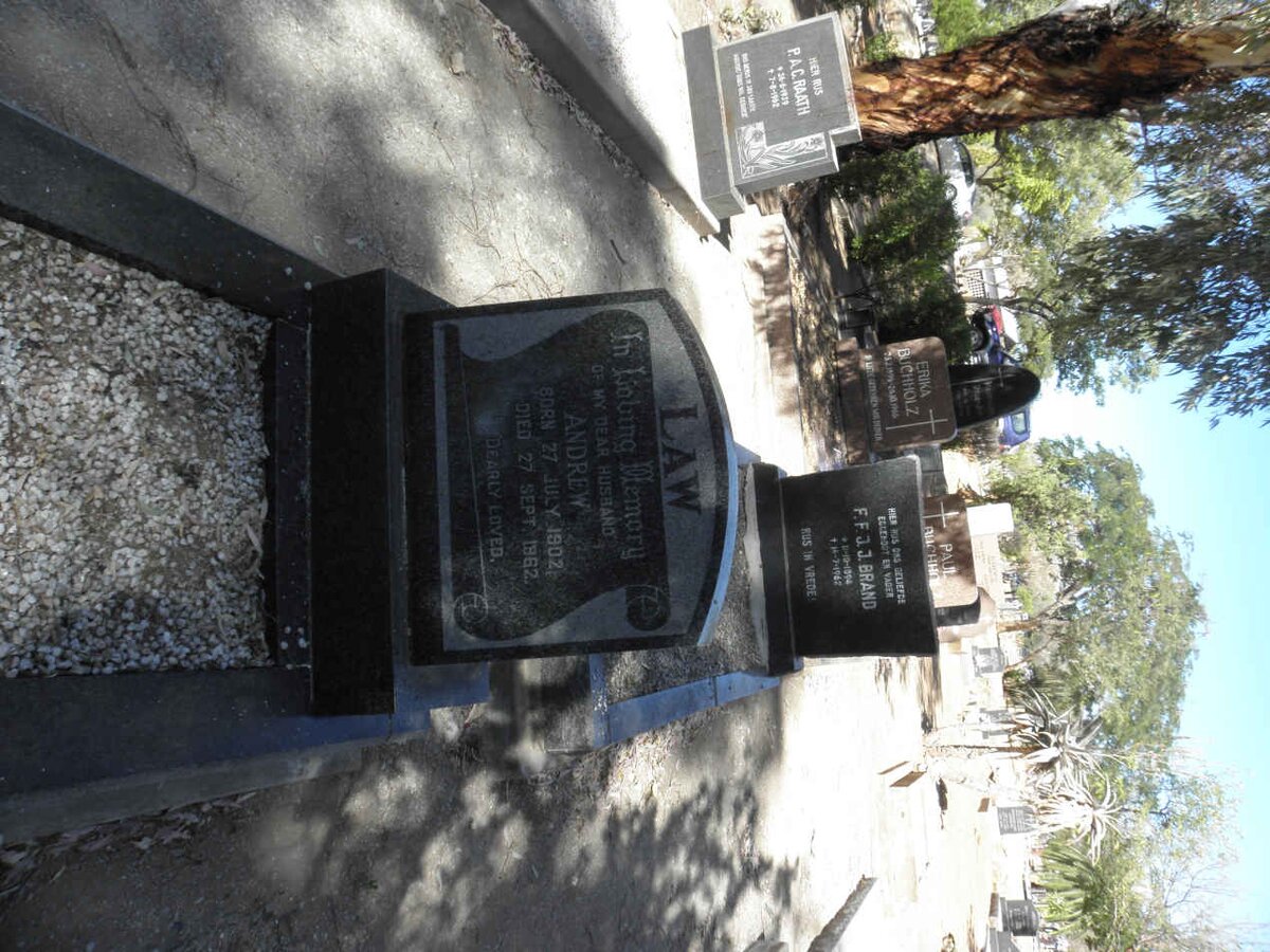 LAW Andrew 1902-1962