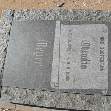 MEYER Claudia 1968-1969