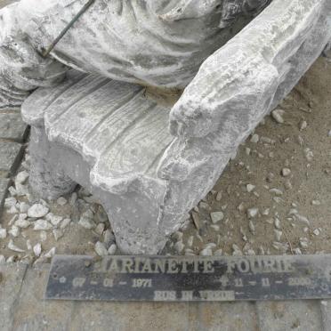 FOURIE Marianette 1971-2000