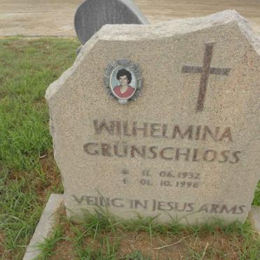 GRŰNSCHLOSS Wilhelmina 1932-1992