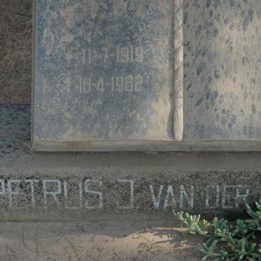 ME? Petrus J., van der 1919-1982