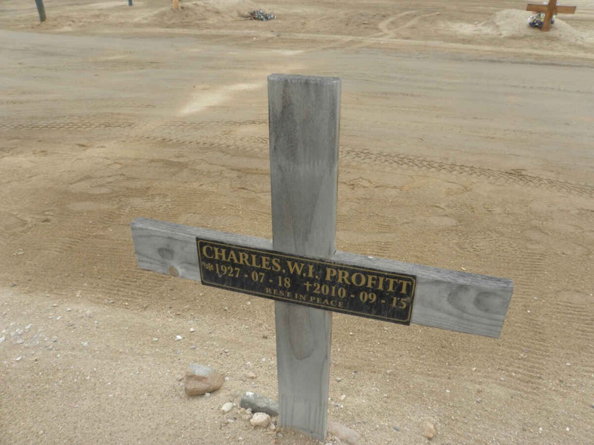 PROFITT Charles W. 1927-2010