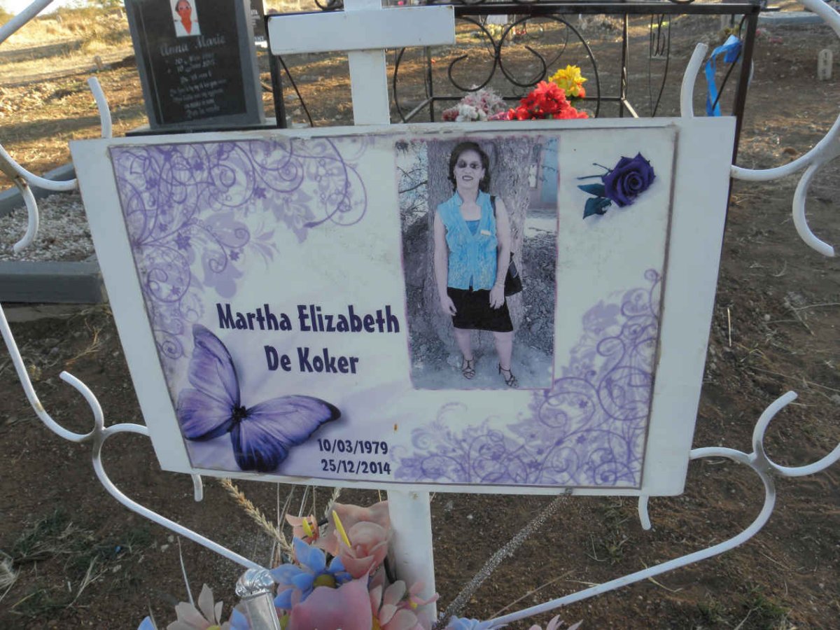 KOKER Martha Elizabeth, de 1979-2014