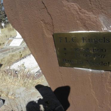 E - Surnames :: Vanne - E