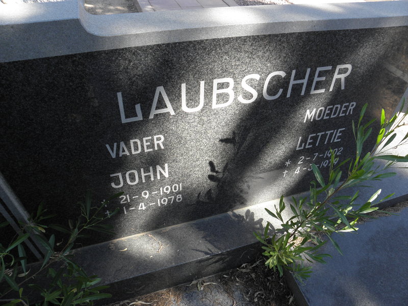 LAUBSCHER John 1901-1978 &amp; Lettie 1902-1979