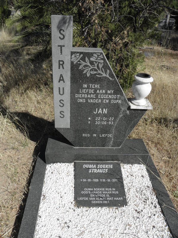 STRAUSS Jan 1922-1993 &amp; Soekie 1929-1911
