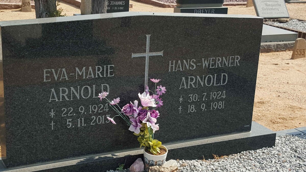 ARNOLD Hans-Werner 1924-1981 &amp; Eva-Marie 1924-2013