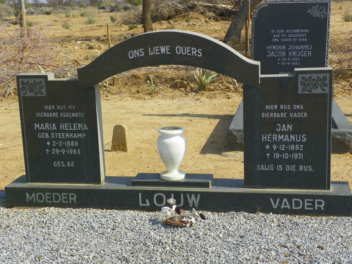 LOUW Jan Hermanus 1882-1971 &amp; Maria Helena STEENKAMP 1886-1965