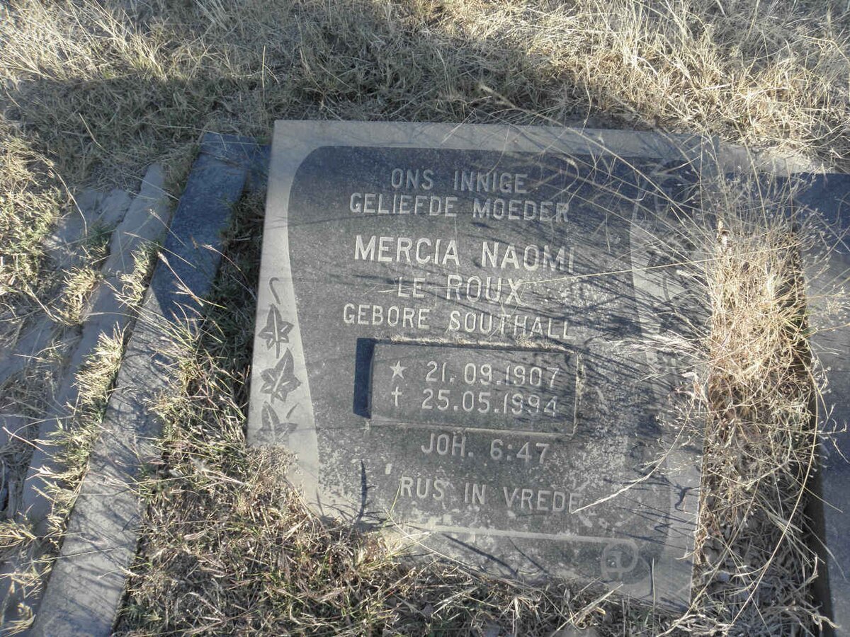 ROUX Mercia Naomi, le nee SOUTHALL 1907-1994