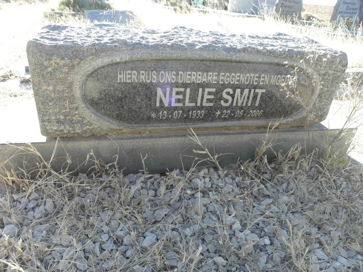 SMIT Nelie 1933-2006