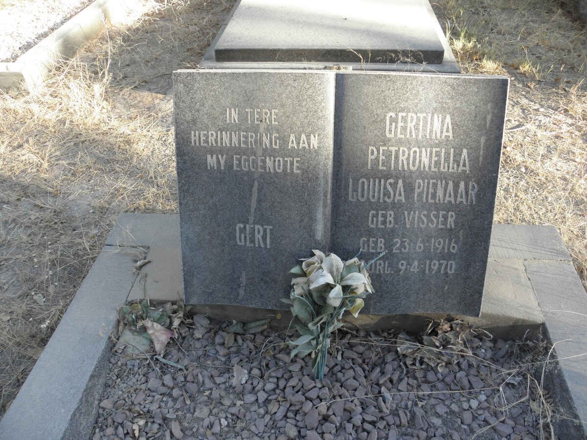 PIENAAR Gertina Petronella Louisa nee VISSER 1916-1970
