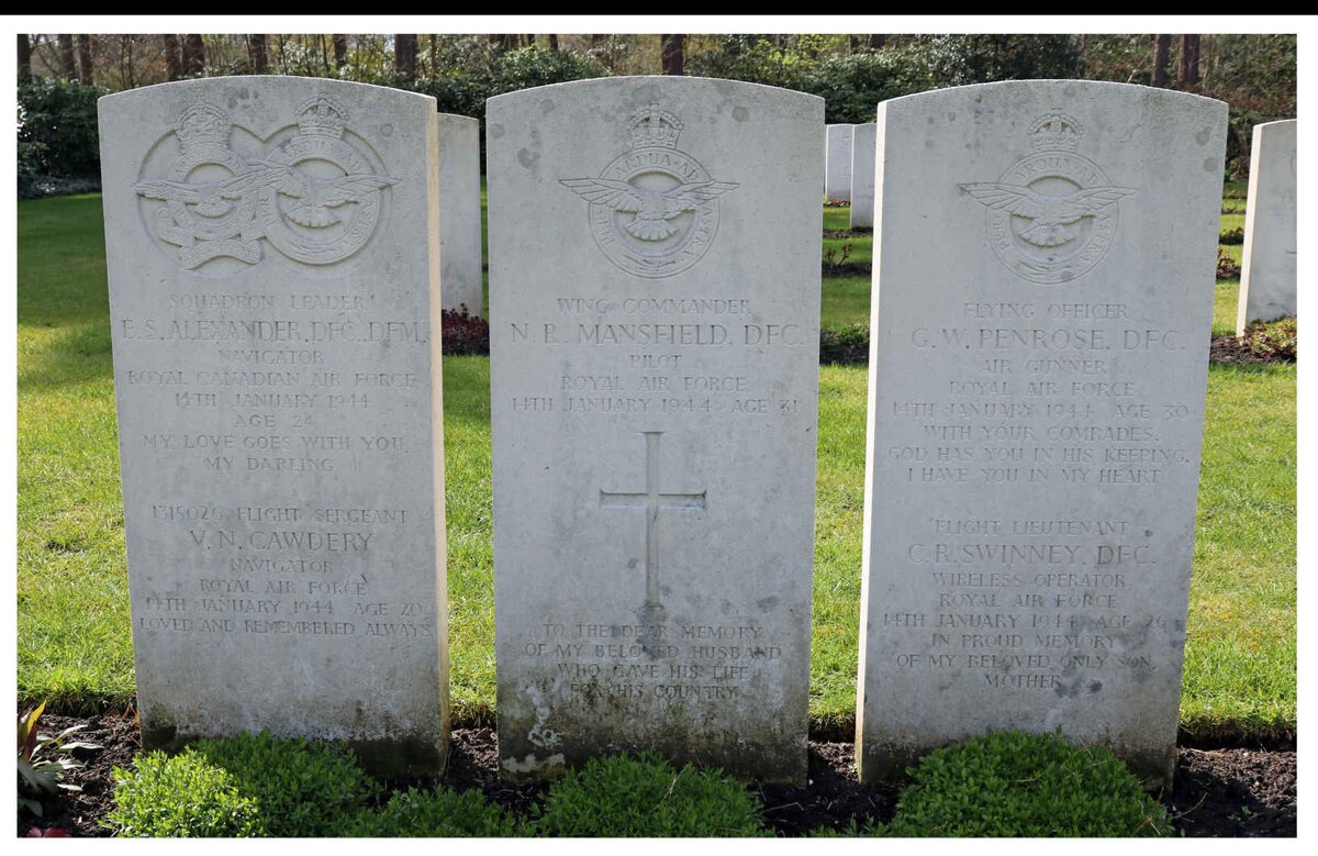 ALEXANDER E.S. -1944 :: CAWDERY V.N. -1944 :: MANSFIELD N.R. -1944 :: PENROSE G.W. -1944 :: SWINNEY C.R. -1944