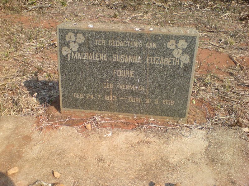 FOURIE Magdalena Susanna Elizabeth nee VERMAAK 1873-1958