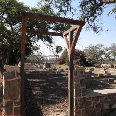 02. Ingang / Entrance