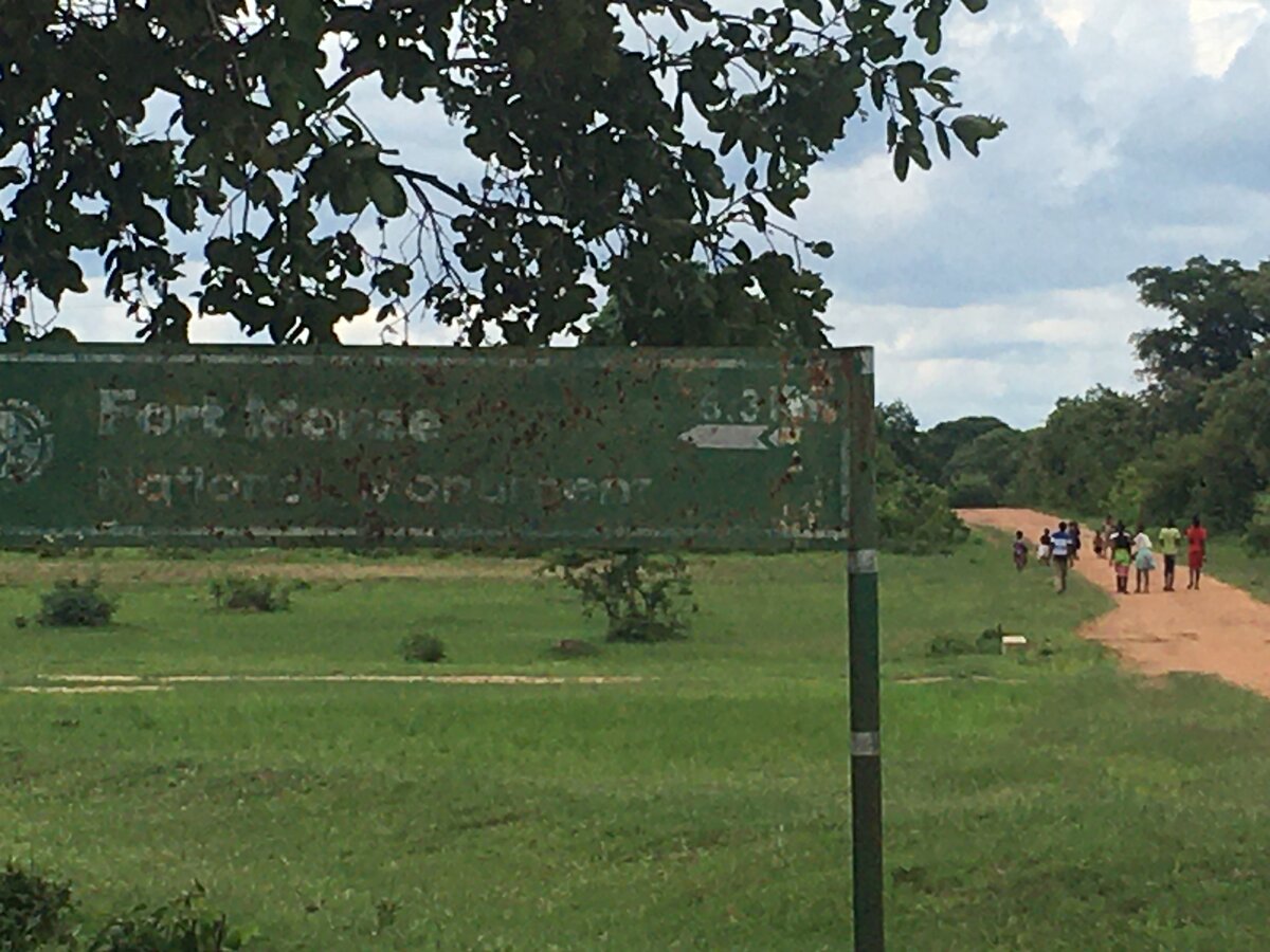 2. Fort Monze sign board