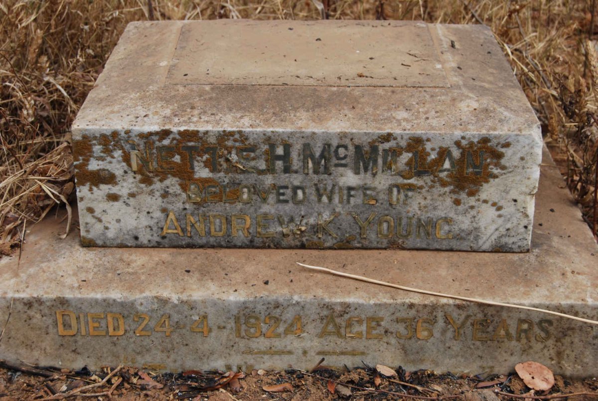 YOUNG Nettie H. nee McMILLAN -1924